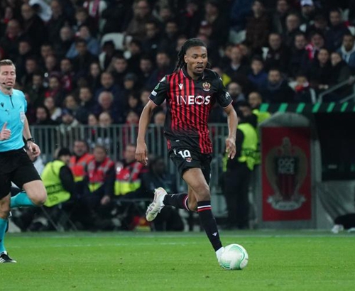 解析亚利桑那响尾蛇队如何通过多元化打击阵线压制传统投手