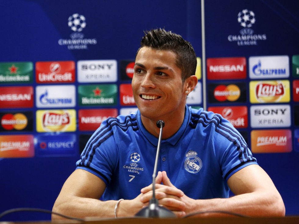 水过一夏 泡在一起 《全民泡泡超人》首届水友赛开幕啦！