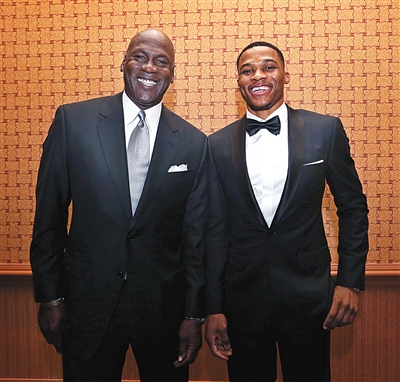 [乒乓球]世乒联总决赛男单1／4决赛：王楚钦VS艾利克斯·勒布伦 集锦