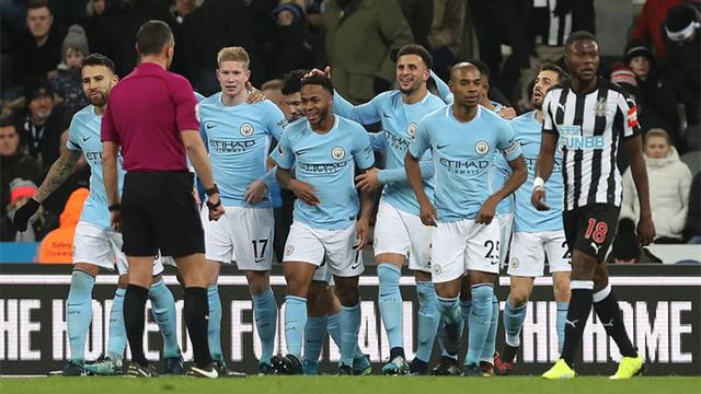 懂球帝12周年120大瞬间决赛：梅西捧大力神杯PK武磊绝平巴萨